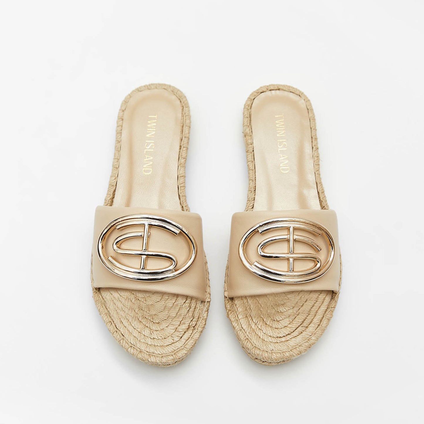 CAIMAN CREMA
