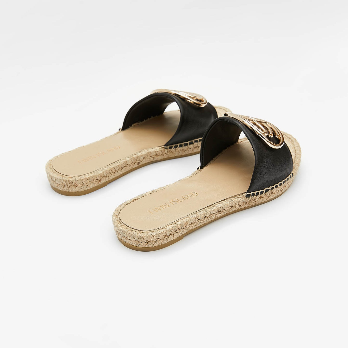 CAIMAN NEGRO