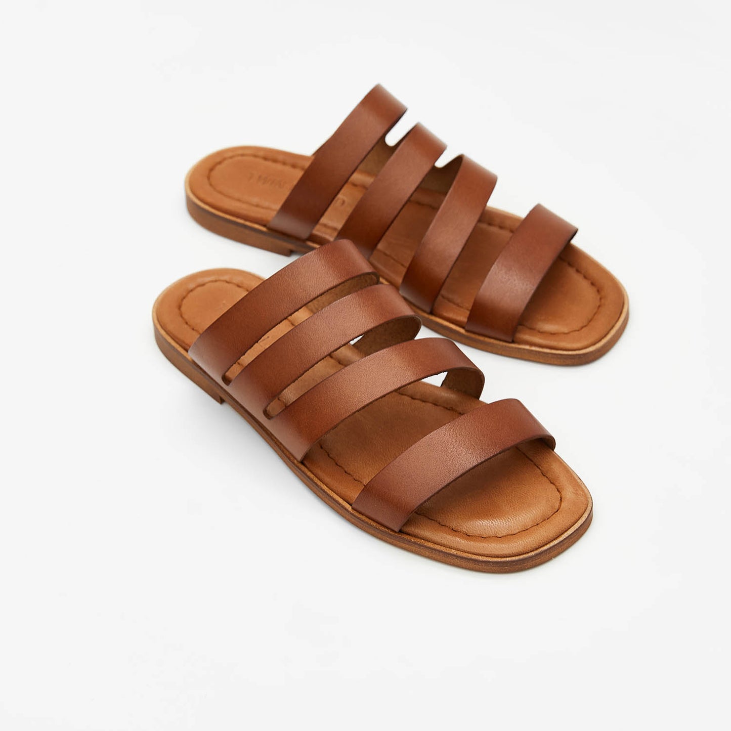 TURKS ROBLE